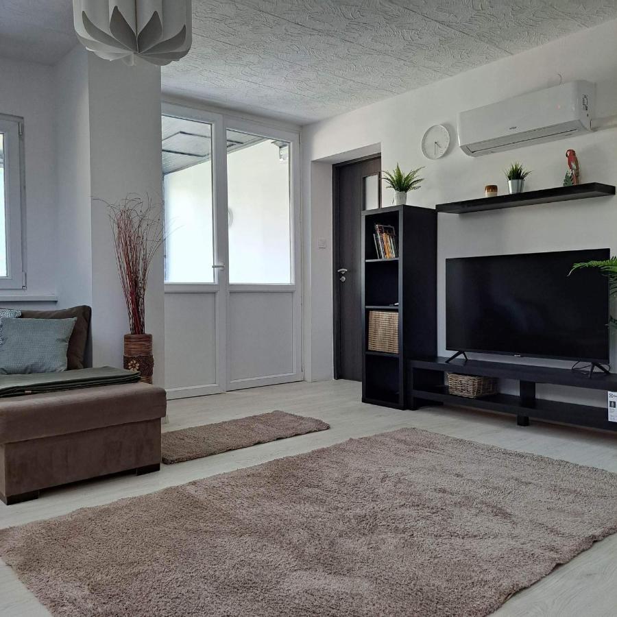 Malna Vendeghaz Siofok Apartment ภายนอก รูปภาพ