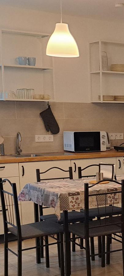 Malna Vendeghaz Siofok Apartment ภายนอก รูปภาพ